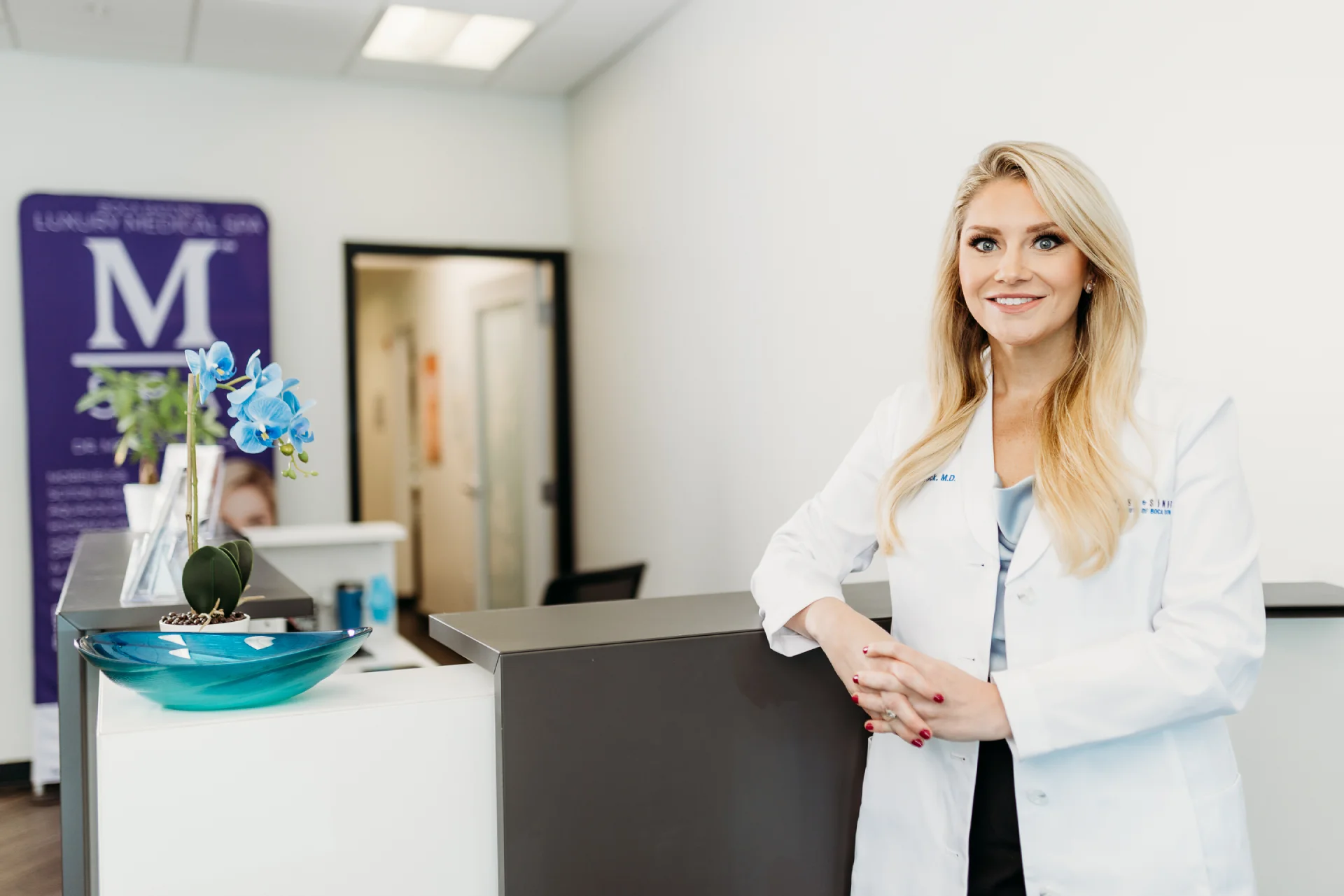 lip-filler-swelling-stages-how-to-reduce-lip-filler-swelling