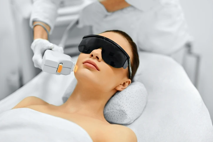 broadband-light-therapy